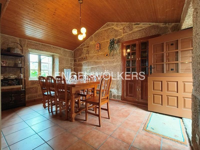 Foto 5a84999c-a32c-4ea3-8739-dfc18ca92415. Casa  rural con parcela de 4.000m en Cotobade
