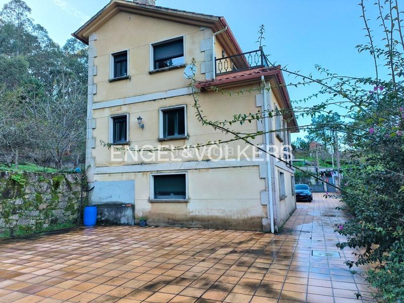 Foto 3e326aac-f7e2-44f6-9ff6-dc300785de0a. Casa amb calefacció a O Hío Cangas