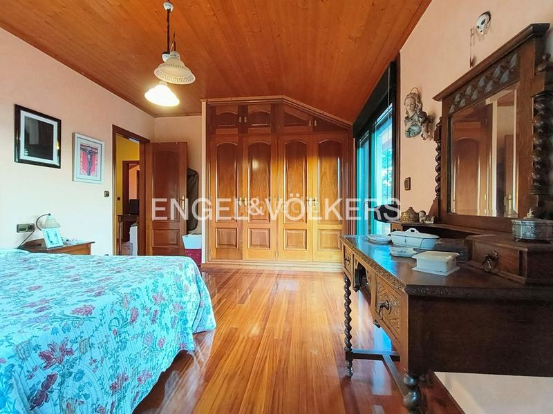 Foto a10f33ee-a932-4e24-9bf5-17c609d8c359. Casa amb calefacció a O Hío Cangas