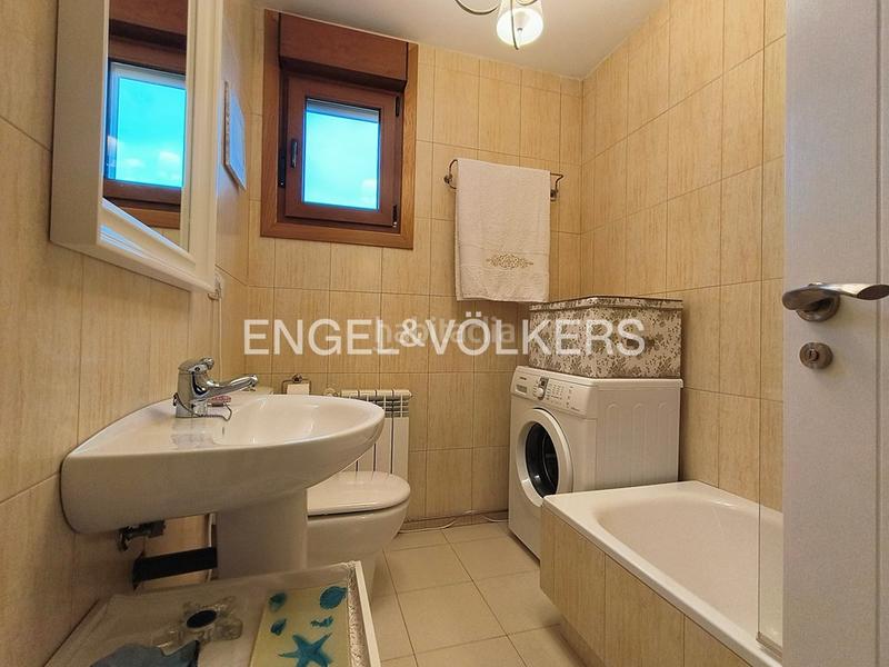 Foto 57d967e6-2dad-40a2-8c4a-ed8102780a2c. Maison avec chauffage parking piscine dans Sanxenxo pueblo Sanxenxo