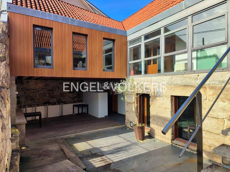 Foto c99dfe57-2b6b-4f51-80c8-07fea3b9afc2. Casa amb calefacció a Raxó Poio