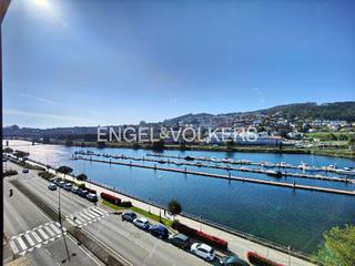 Apartament a Centro - Echegaray. Amplio piso de 3 dormitorios con garaje y vistas al río lérez