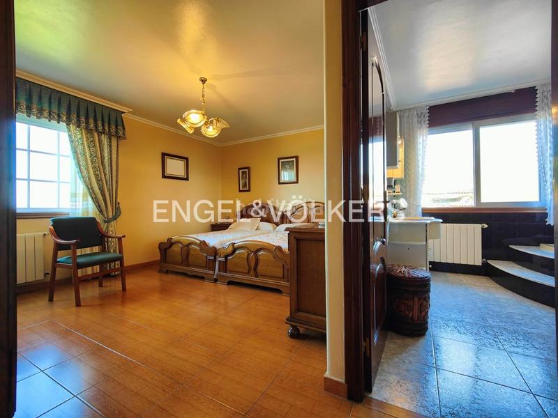 Foto 392ff3d1-991b-469a-ba5c-14150f84d910. Casa amb calefacció aparcament a Bueu