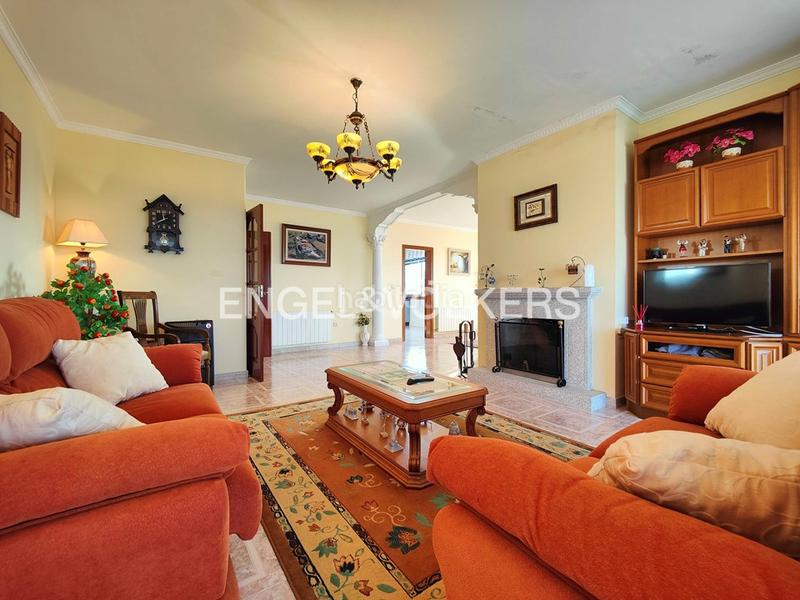 Foto 60060d7a-2b3c-413a-8b12-9fa1dd06ba36. Casa amb calefacció aparcament a Bueu