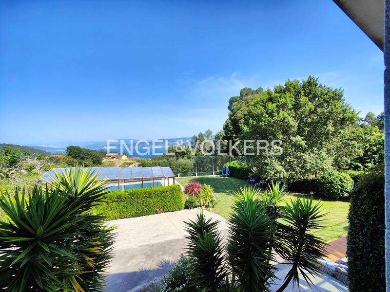 Foto 0597a81e-6600-4e4e-90b2-30befed1ea82. House with heating parking pool in Poio