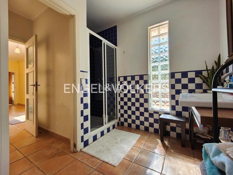 Foto 1c47e771-3205-4e0c-bce3-fd1ba547679b. House with heating parking pool in Poio