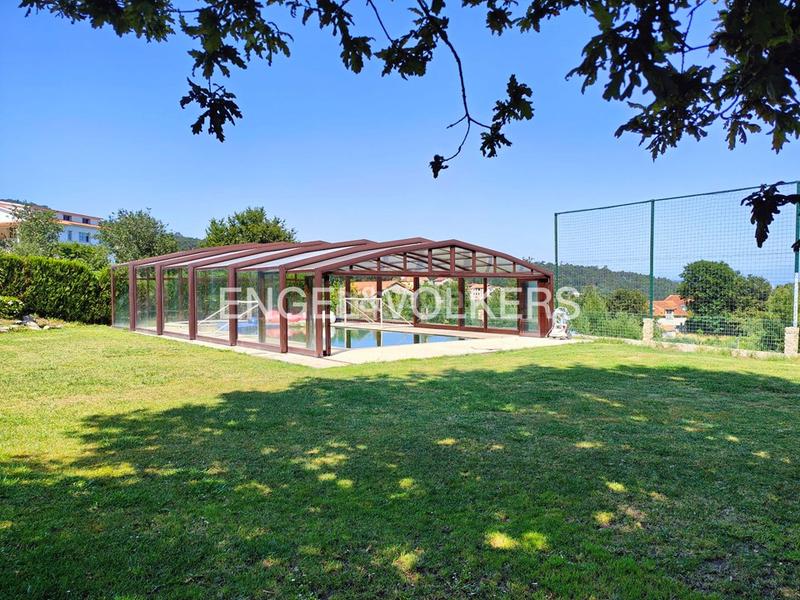 Foto 3da35e3e-42ae-41cf-9a9e-d1eb93796861. House with heating parking pool in Poio