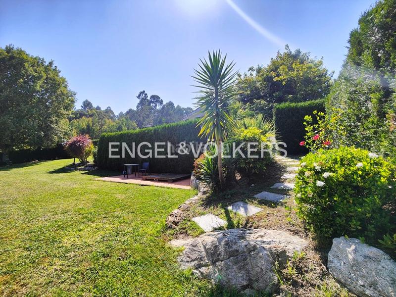 Foto 95ec5123-28ed-453b-9cb2-61ca48f542ba. House with heating parking pool in Poio