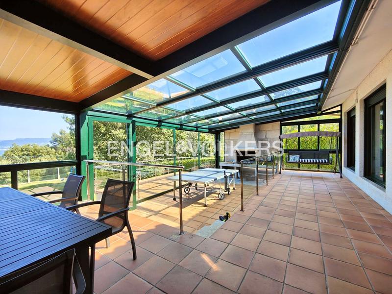 Foto e42f1bf5-03b1-49e4-a6c3-f7274e636bb6. House with heating parking pool in Poio