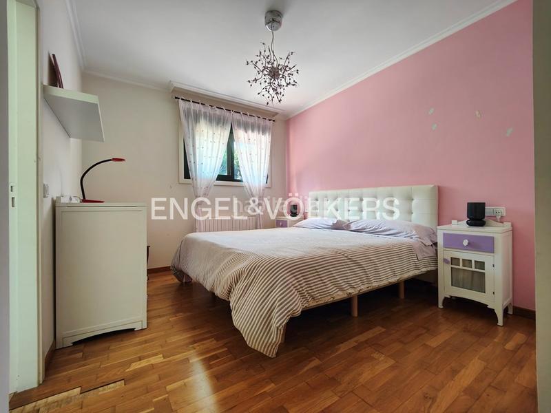 Foto f58853e7-c841-4ef5-b945-3b495f0197e8. House with heating parking pool in Poio