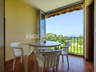 Apartament a Bueu. Piso de 2 dormitorios con terraza en lapamán