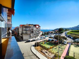 Apartament a Poio. Piso de 2 dormitorios con terraza y garaje en raxó