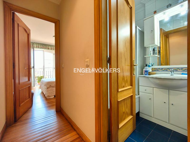 Foto 815eed54-e40c-45f2-a8fd-4a348439cdf8. Appartement avec chauffage parking dans Centro - Echegaray Pontevedra