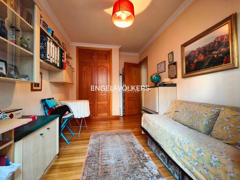 Foto 98d33c0c-2d97-46c3-90f2-40f4b89461a5. Appartement avec chauffage parking dans Centro - Echegaray Pontevedra