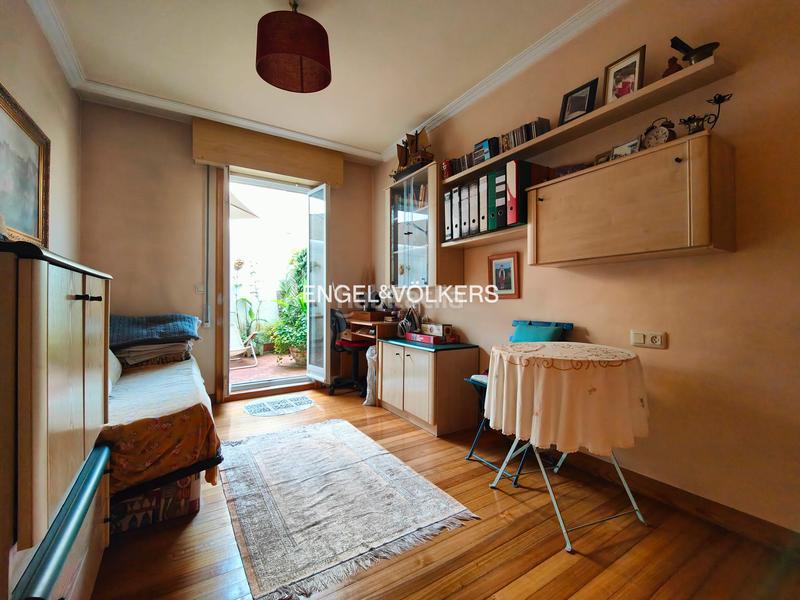 Foto cbc4032f-d16e-4c1f-8e64-a7c23ee5603d. Appartement avec chauffage parking dans Centro - Echegaray Pontevedra