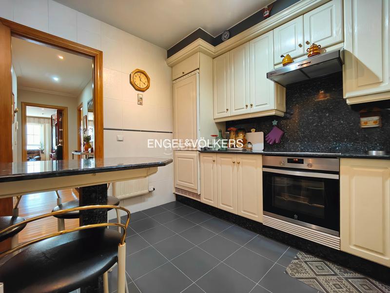 Foto de0c2d77-f852-4661-bc3d-7fb68c5e0616. Appartement avec chauffage parking dans Centro - Echegaray Pontevedra