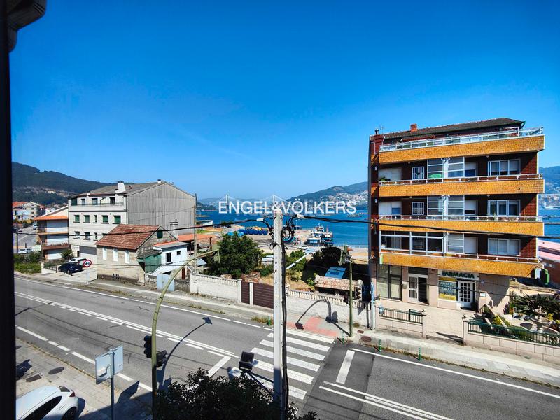 Foto 2f81d034-74b3-4aaa-802e-5f8cc89baf34. Apartamento piso de 3 dormitorios con garaje y vistas a la ría en domaio en Moaña