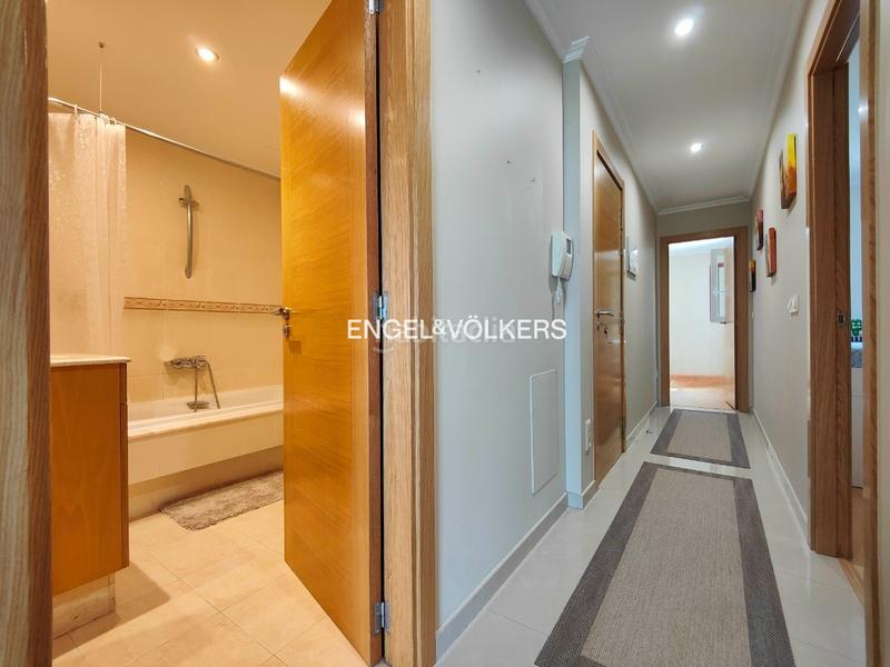 Foto 50ef1c0c-531f-4214-a228-c21d49f65856. Apartamento piso de 3 dormitorios con garaje y vistas a la ría en domaio en Moaña