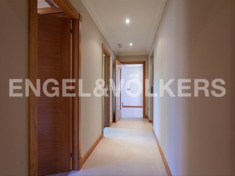 Foto 25bae323-ba8d-4977-a65b-59b57a9cdca0. House with heating parking in Moaña