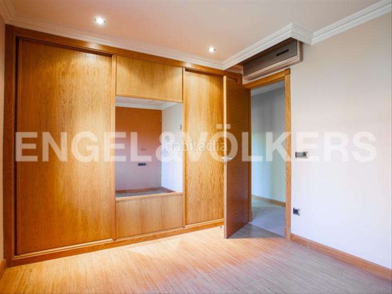 Foto b33bf8c7-2e88-4d35-a085-2bbdd4660a65. House with heating parking in Moaña