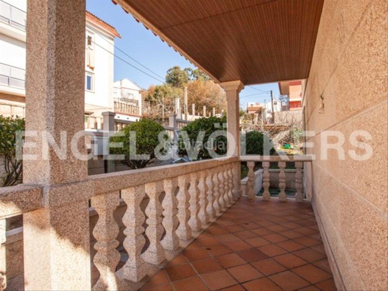 Foto bf359f64-8fd3-45c5-bdb6-8768e330bdbe. House with heating parking in Moaña