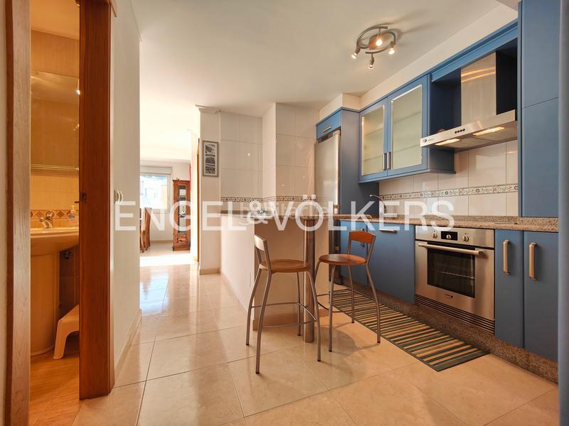 Foto 86316a7e-fc7d-4322-9d03-ec7e28dd40f0. Apartament amb calefacció aparcament a Raxó Poio