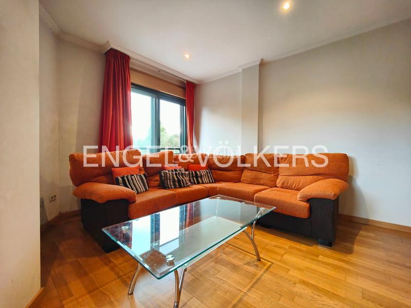Foto 4b52f0d4-2670-422e-8837-6964cf78550a. Apartament amb calefacció aparcament a Zona Fernández Labreda Pontevedra