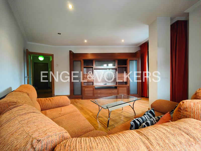 Foto e82edace-377e-424a-8ba1-499514c7cce3. Apartament amb calefacció aparcament a Zona Fernández Labreda Pontevedra