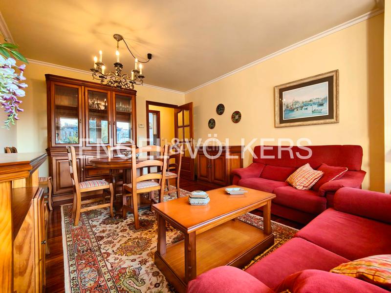 Foto c49937e8-33dc-4989-b718-09d52e362094. Apartment with heating in Campo da Torre - Mollabao Pontevedra