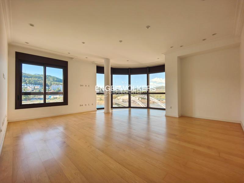 Foto 088501f3-b321-4d62-b2e6-3719011c281a. Apartament amb calefacció aparcament a Centro - Echegaray Pontevedra