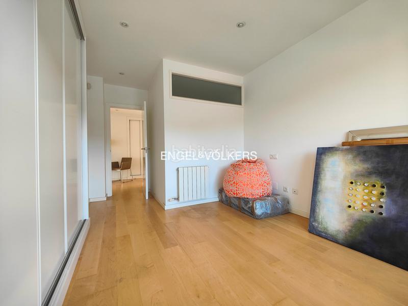 Foto 2dc9e512-3543-44a4-bed6-c2bb09ef6976. Apartament amb calefacció aparcament a Centro - Echegaray Pontevedra