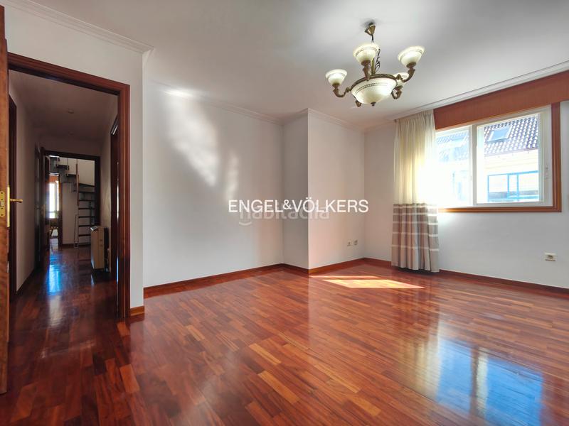 Foto b1e65e5e-ee8a-49f7-8986-ce87ff0ae30f. Duplex with heating parking in Vilagarcía Vilagarcía de Arousa