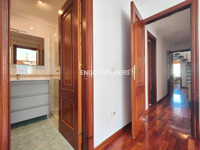 Foto b58ed632-7dba-426e-9dea-1108098fb4d5. Duplex with heating parking in Vilagarcía Vilagarcía de Arousa