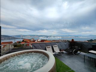 Maison à Moaña. Inversión propiedad con 6 apartamentos independientes en moaña