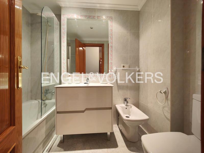 Foto 5d38be10-d0c8-4835-bc2e-5a70408d6593. Appartement mit heizung parking in Centro - Echegaray Pontevedra