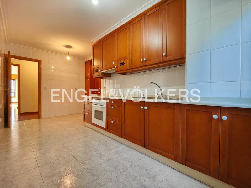 Foto 99c1817e-690c-4641-b4e1-e5e5ca2d9936. Appartement mit heizung parking in Centro - Echegaray Pontevedra