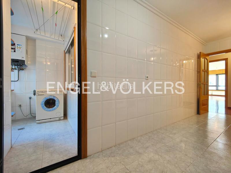 Foto c886cbd3-8ca6-4ff9-8c66-695816cfe1ba. Appartement mit heizung parking in Centro - Echegaray Pontevedra