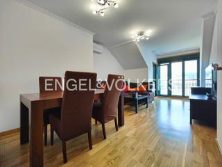 tic en A Parda. tico de 3 dormitorios con terraza y garaje en la zona de a pard