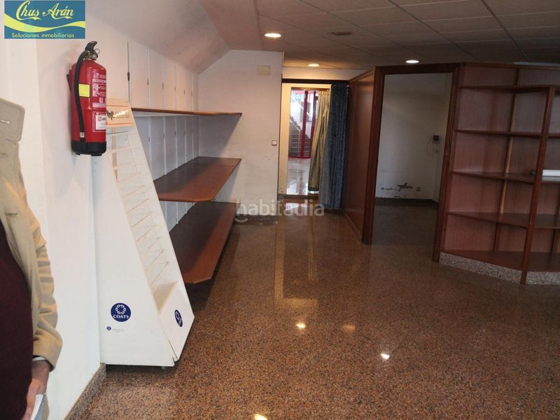 Foto 9402780f-40aa-466f-8483-963ceee37c88. Lloguer local comercial a Carballo