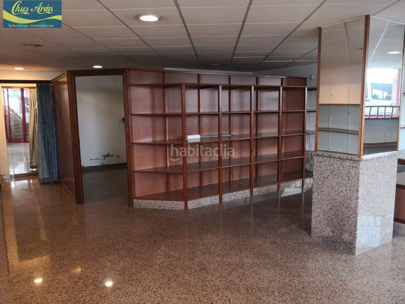 Foto 958986e1-b7bb-4f59-95da-42d7e689fb96. Lloguer local comercial a Carballo