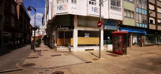 Lloguer Local Comercial a Carballo. Se alquila bajo en desiderio varela  carballo