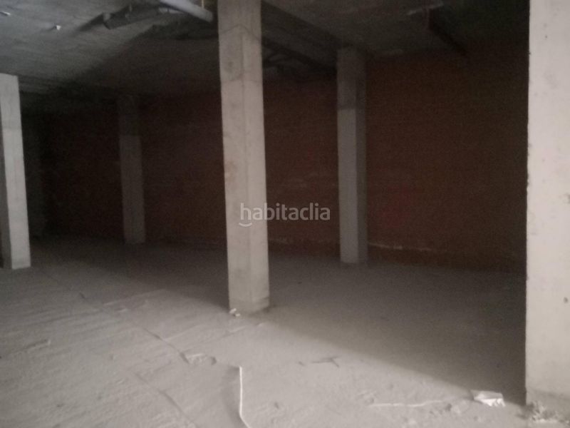 Foto 0ed33295-4b2e-4a3d-9384-f89af9ac53d4. Alquiler local comercial  en rúa gerona, zona parque do anllóns en Carballo