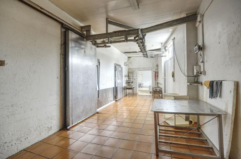 Foto 45d51950-08cd-4131-b784-b2524bc6151f. Bâtiment à usage industriel dans Cambre