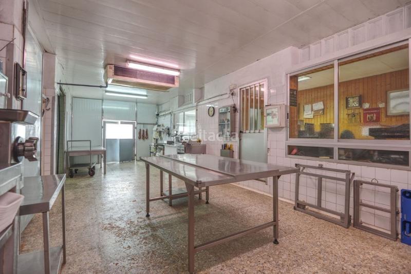 Foto ada1e70b-5500-4e76-9b5e-8295887b037d. Bâtiment à usage industriel dans Cambre