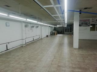 Business premise  Alvaro cunqueiro. Bajo comercial de 435 m2 frente al colegio bergantiños