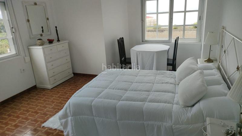 Foto bb7ff288-fbcf-4c10-9be0-cab17bb1b963. Piso  , con vistas a la ría en Fisterra