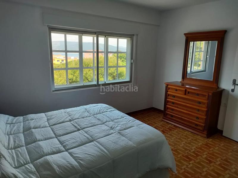 Foto e8bb4ab9-291a-43bd-a6e1-088044ea8d3b. Piso  , con vistas a la ría en Fisterra