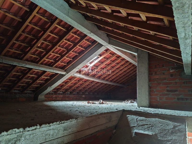 Foto 02121979-f4a9-4a16-b51d-c87b409e9776. Casa amb aparcament a Laxe