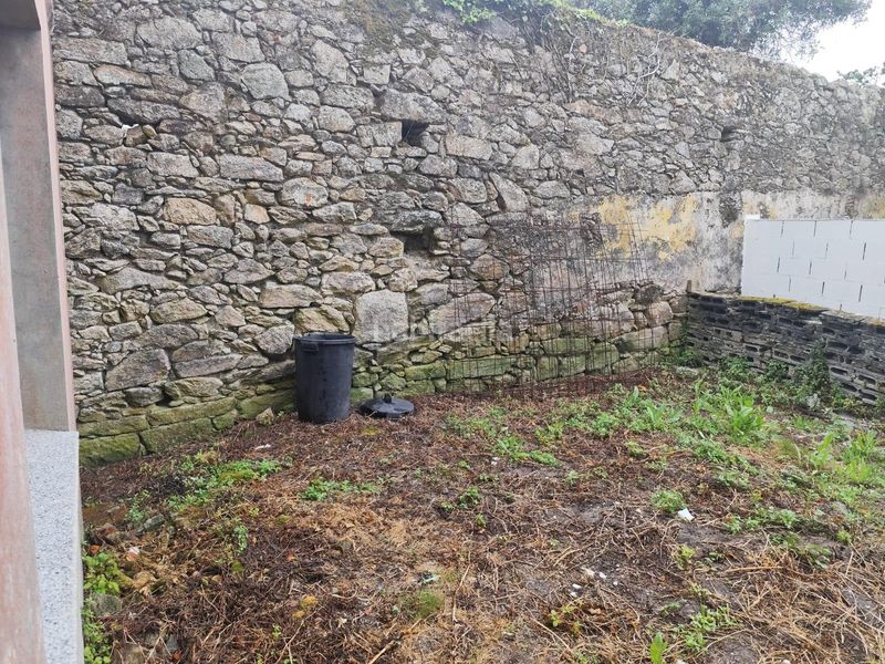 Foto 6dff03bb-e407-4eca-9cc0-2e12f4c6bf7a. Casa amb aparcament a Laxe