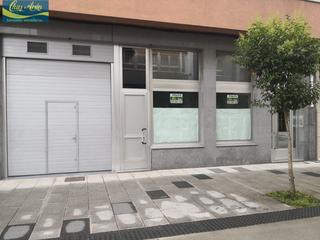 Lloguer Local Comercial  Puente. Local comercial en calle puente